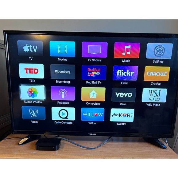 Apple TV Model A41469 - Picture 11 of 11